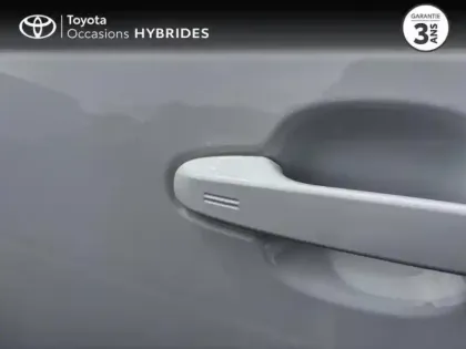 Photo 9 Toyota C-HR  1.8 Hybride 122ch Design E-CVT