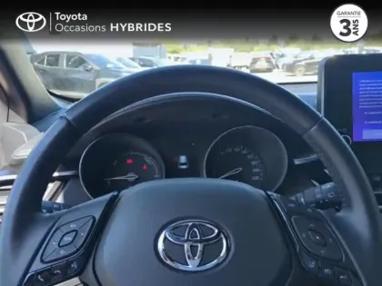 Photo 12 Toyota C-HR  2.0 Hybride 184ch Dynamic Ultimate E-CVT