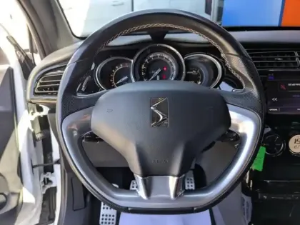 Photo 9 DS DS 3  PureTech 110ch Performance Line moteur 26261 kms facture Ds