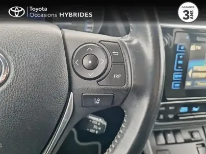 Photo 13 Toyota Auris  HSD 136h Collection