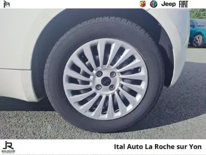 Photo 10 Fiat 500  e 95ch Action Plus