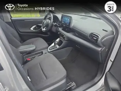 Photo 5 Toyota Yaris  116h Dynamic 5p MC24