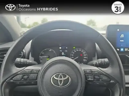 Photo 12 Toyota Yaris  116h Dynamic 5p MC24