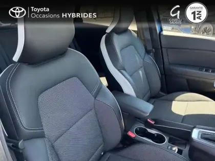 Photo 5 Renault Captur  1.6 E-Tech hybride 145ch Intens -21