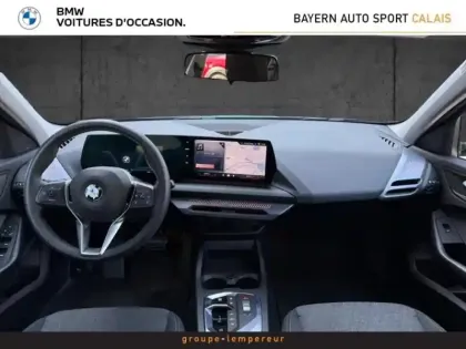 Photo 10 BMW Serie 1 Série 1 120A 170ch M Sport Design DKG7