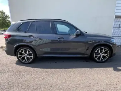 Photo 5 BMW X5  xDrive45e 394ch M Sport 17cv