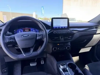 Photo 14 Ford Kuga  2.5 Duratec 190ch FHEV E85 Graphite Tech Edition BVA