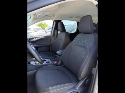 Photo 9 Ford Kuga  2.5 Duratec 180 ch Hybrid FlexiFuel Titanium Business Powershift