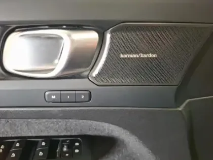 Photo 12 Volvo Xc40  B3 163ch Ultra DCT 7