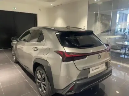 Photo 5 Lexus UX  300h F SPORT Design 2WD