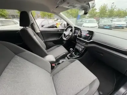 Photo 23 Volkswagen T-cross  1.0 TSI 116ch VW Edition