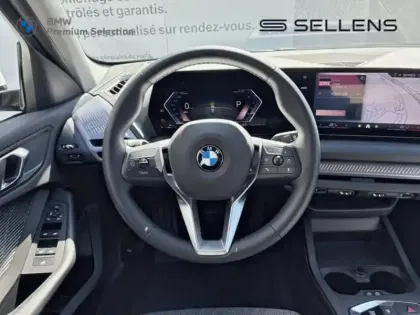 Photo 5 BMW Serie 1 Série 1 120A 170ch M Sport Design DKG7