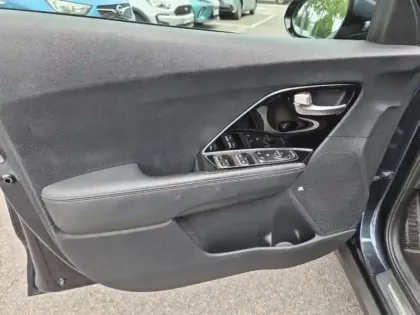 Photo 13 Kia Niro  1.6 GDi 105ch ISG + Plug-In 60.5ch Premium DCT6