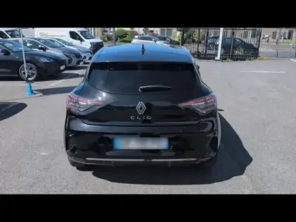 Photo 8 Renault Clio  1.6 E-Tech 145ch full hybrid Techno