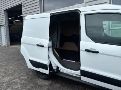 Photo 8 Ford Transit Connect Fourgonnette L1 1.0E 100ch E85 Trend