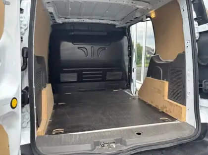 Photo 18 Ford Transit Connect Fourgonnette L1 1.0E 100ch E85 Trend