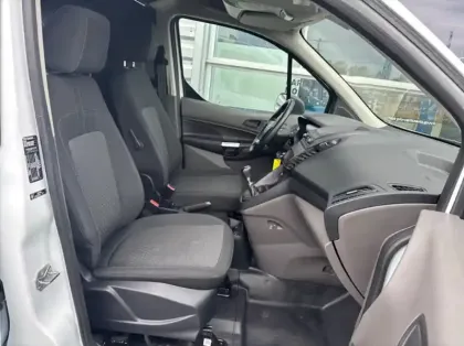 Photo 26 Ford Transit Connect Fourgonnette L1 1.0E 100ch E85 Trend