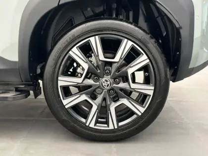Photo 22 Toyota Yaris Hybride 1.5 HYBRID 130H PREMIERE AUTO 2W