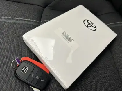 Photo 12 Toyota Yaris Hybride 1.5 HYBRID 130H PREMIERE AUTO 2W