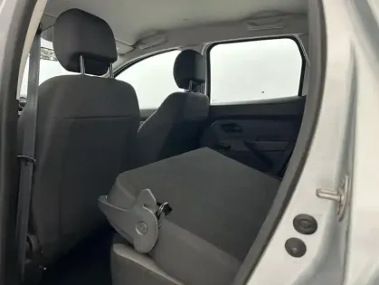 Photo 10 Dacia Duster Blue dCi 115 4x2 Essentiel 5p
