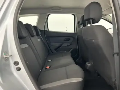Photo 24 Dacia Duster Blue dCi 115 4x2 Essentiel 5p