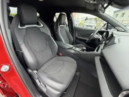 Photo 12 Toyota C-HR 1.8 Hybride 140 GR Sport NG