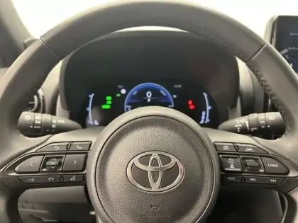 Photo 14 Toyota Yaris Hybride 1.5 HYBRID 130H DESIGN AUTO 2WD