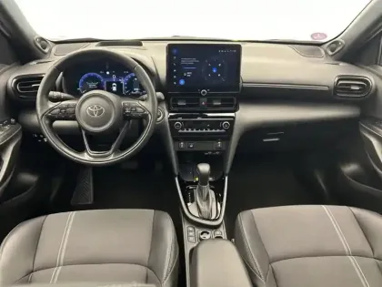 Photo 25 Toyota Yaris Hybride 1.5 HYBRID 130H PREMIERE AWD AUTO 130