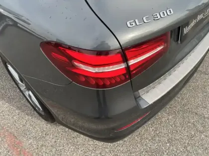 Photo 9 Mercedes GLC  300 4MATIC SUV Fascination