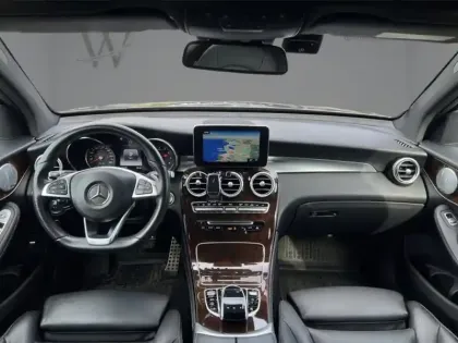 Photo 12 Mercedes GLC  300 4MATIC SUV Fascination