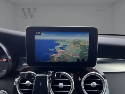 Photo 17 Mercedes GLC  300 4MATIC SUV Fascination