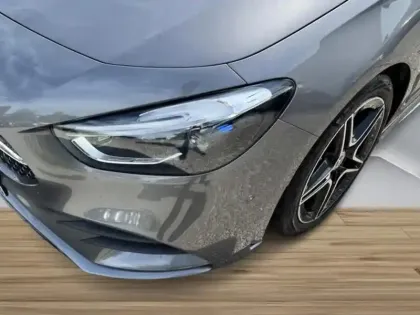 Photo 8 Mercedes Classe B 200 d AMG Line