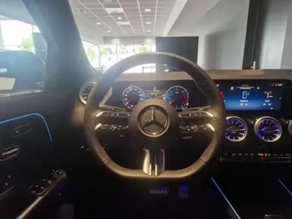 Photo 40 Mercedes GLA 200 d AMG Line