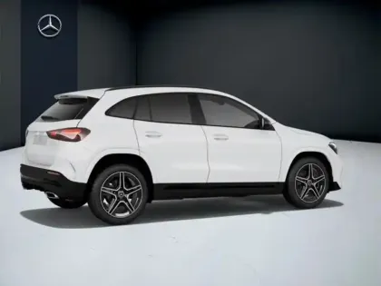 Photo 18 Mercedes GLA 200 d AMG Line