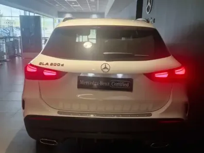 Photo 32 Mercedes GLA 200 d AMG Line
