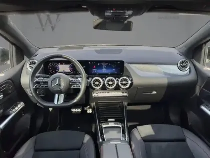 Photo 12 Mercedes Classe B 200 d AMG Line