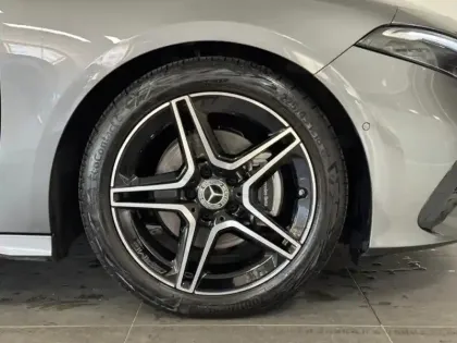 Photo 7 Mercedes Classe A 250 e Hybrid EQ AMG Line