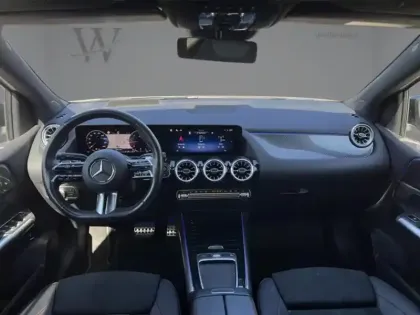 Photo 12 Mercedes Classe B 200 d AMG Line
