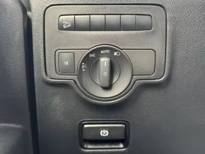 Photo 17 Mercedes Vito 116 CDI 4x4 Fourgon Long Pro 9