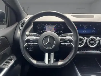 Photo 13 Mercedes Classe B 200 d AMG Line