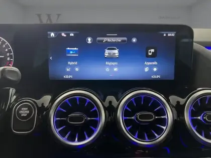 Photo 15 Mercedes Classe B 250 e Hybrid EQ AMG Line