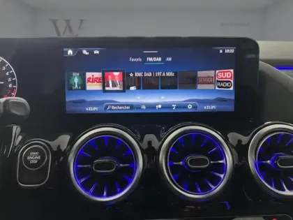 Photo 12 Mercedes Classe B 250 e Hybrid EQ AMG Line