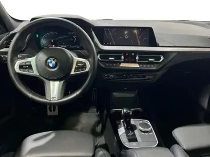 Photo 7 BMW Serie 1 F40 118i 136 ch DKG7 M Sport