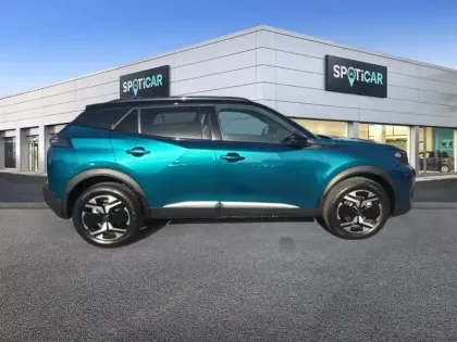 Photo 5 Peugeot 2008  Hybrid 136 e-DCS6 GT