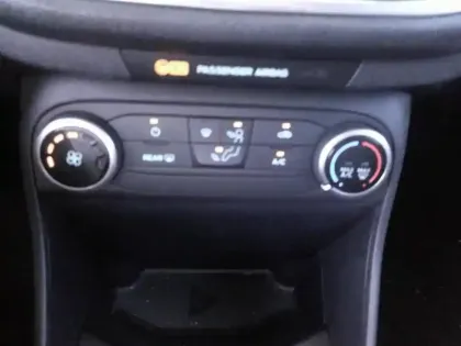 Photo 12 Ford Fiesta  1.0 EcoBoost 95ch Cool & Connect 5p