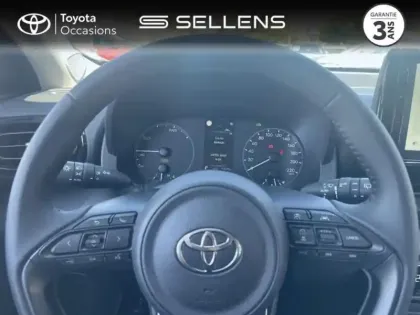Photo 12 Toyota Yaris  116h Dynamic 5p MC24