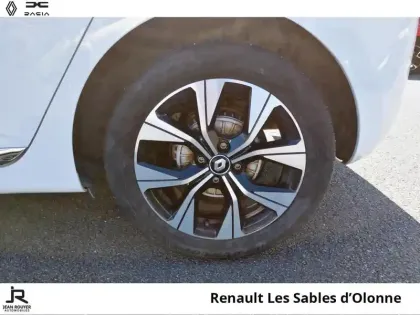Photo 22 Renault Clio  1.5 Blue dCi 100ch Evolution