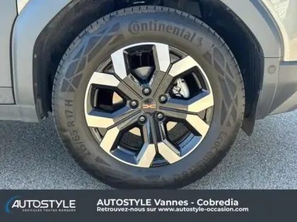 Photo 8 Dacia Duster  1.2 mild hybrid 130ch Extreme