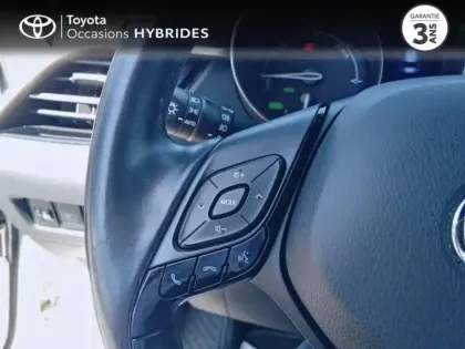 Photo 10 Toyota C-HR  122h Distinctive 2WD E-CVT