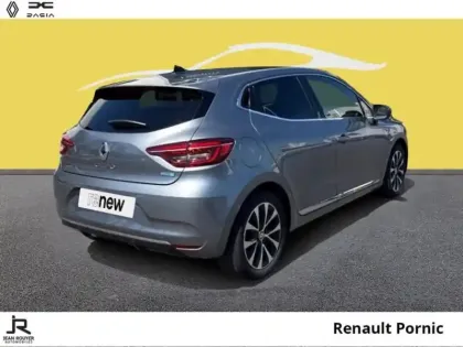 Photo 11 Renault Clio  TECHNO E-Tech hybride 145ch + PACK WINTER + PACK ADVANCED DRIVING